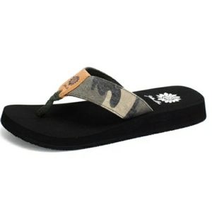 YELLOW BOX FLIP-FLOPS  FINWICK